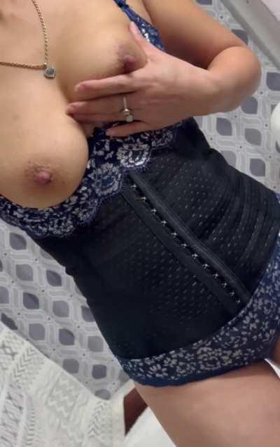 I really like when my tits are played with. I thought I looked cute!!!