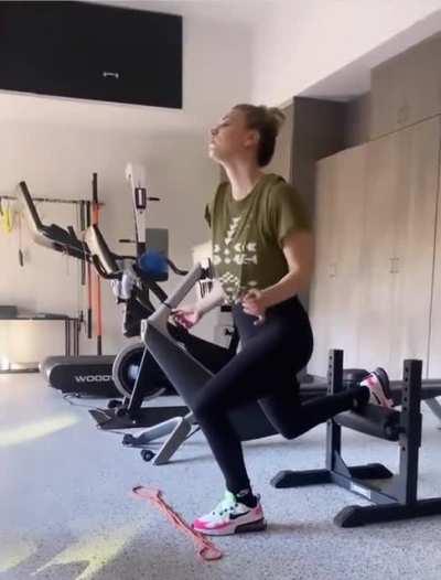 Dancing During a Workout - 1/6/21