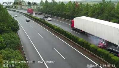 The driver who stops in the middle of the highway