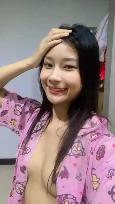 Being naughty in my pajama, anyone agree ? 😀😀