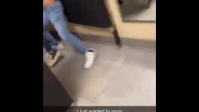 Nooo amigo el solo queria cagar