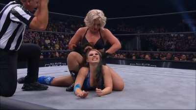 On AEW Dynamite: Toni Storm vs Skye Blue