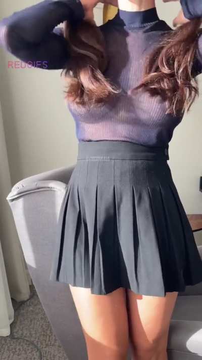 It's a casual Friday at work today, so this outfit should be good