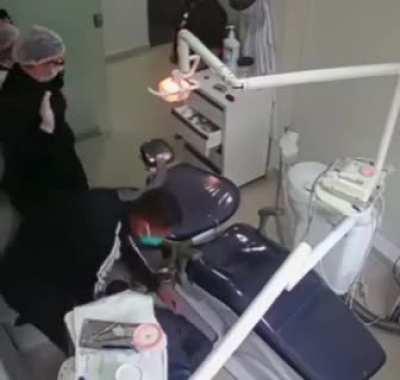 Dentist gets robbed