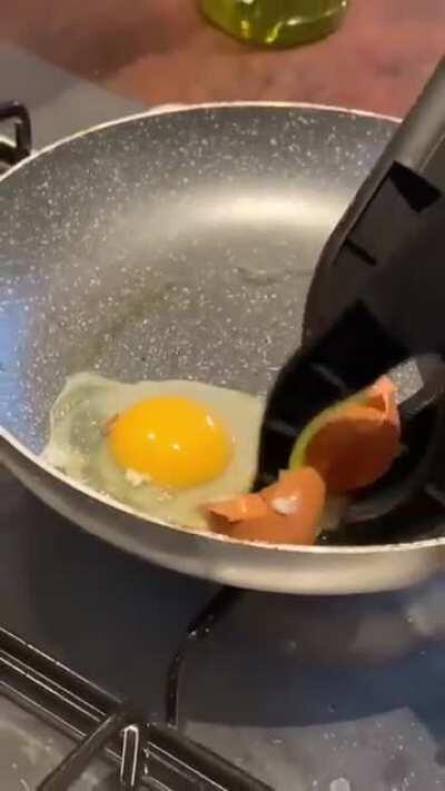 Who wants egg?
