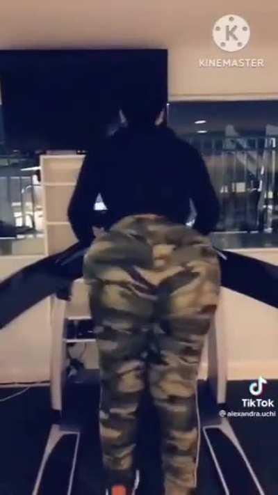 Alexandra Uchi bouncing compilation