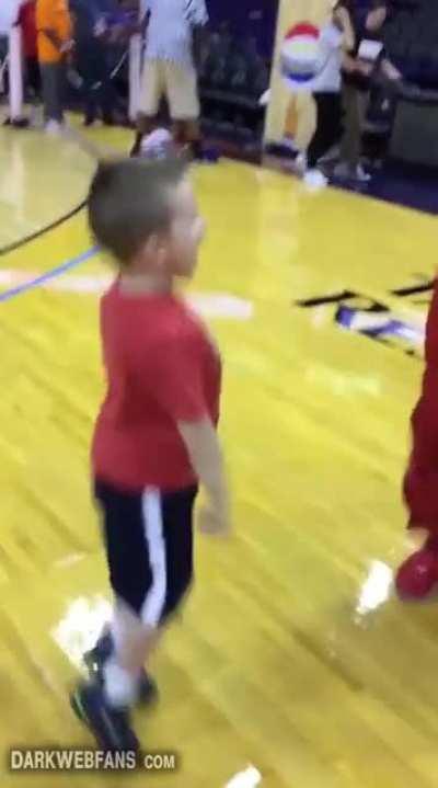 Learning a stunt. healthy! 💋