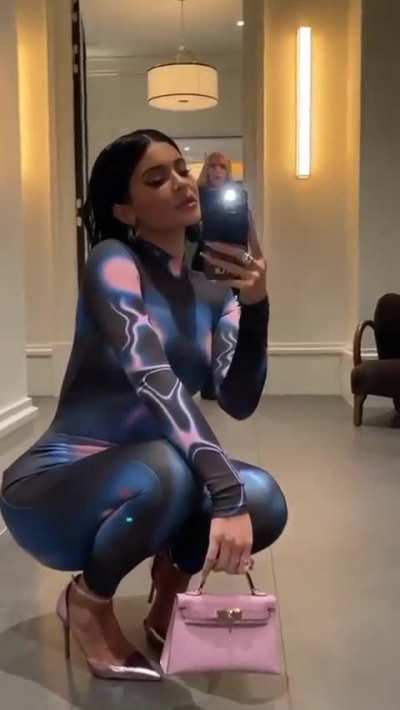 Goddess Kylie Jenner 🔥🍑 