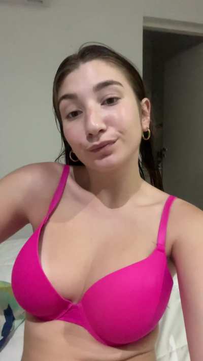 I've just had a busy day, how would you relax me? A massage or a hug?