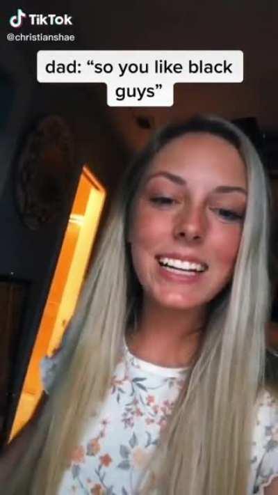 Beautiful White Queen👸🏼Is Obsessed With Black Guys