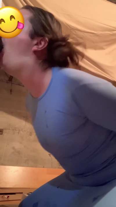 Look at that bulge on my sissy throat 🫣🫣