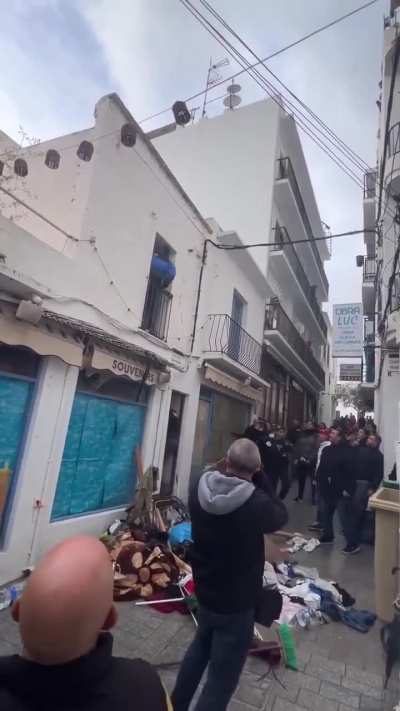Xenophobic mob in Ibiza, Spain, tries to break into Moroccan family apartment, accusing them of 