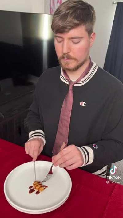 omg mistour bee 🐝