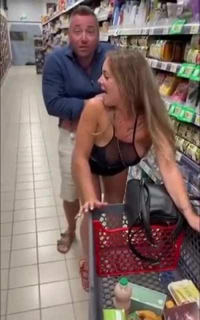 Sexy Blonde fucked in Public 💖💦