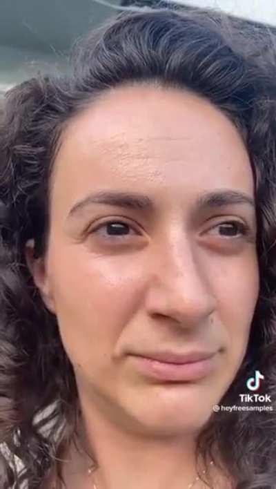 Just a gal being a loving friend 🫶