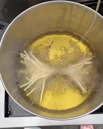 Frying spaghetti