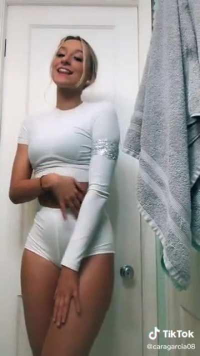 The fucking ass of the fucking century 🍑👉🍑