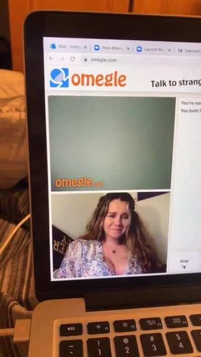 Great cleavage @yellz0