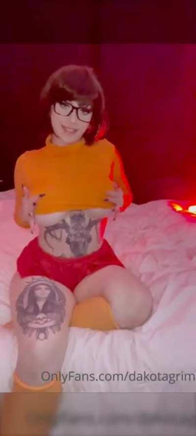 let's split up and look for clues