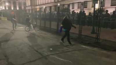 Man gets lit up with pepper balls for hitting fence around federal courthouse - Kenosha, Wisconsin 25th August