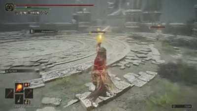 Local Ape enters the arena and bonks some tarnished to death with big sticks