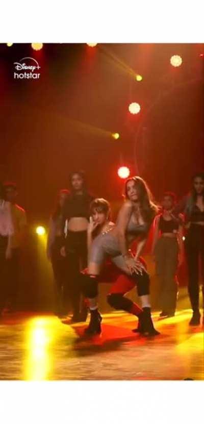Malaika Arora Khan and Nora fatehi hot dance 🥵