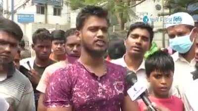 Garments workers clash with police at Tejgaon after police fires bullets and tear gas shells at the workers' movement in demand of arrears of salaries and bonuses; 8 workers severely injured from firing