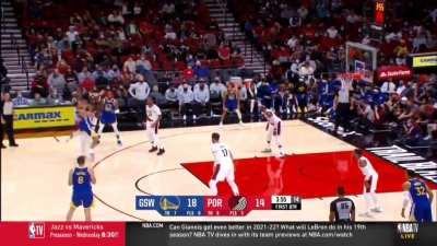 [Highlight] The NBA temporarily cracked down on flopping resulting in this sequence by Steph Curry