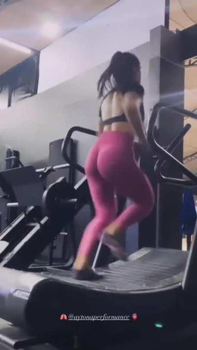 Dalia Varde servin sum🍑🍑