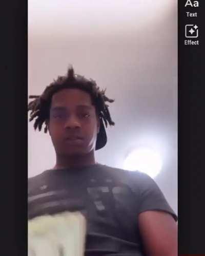 This dude make music just to talk shit 😂😂😂 he hard tho 🔥