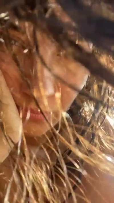 Tuba Büyüküstün hair