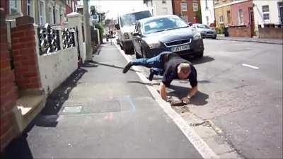 Man tries to kick cyclist's rear tire, ends up falling on face