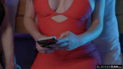 Eve Marlowe And Audrey Noir – Bring A Friend