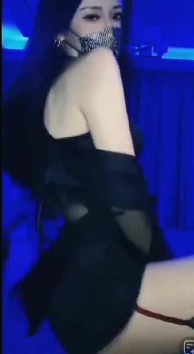 抖音 社会我王哥  