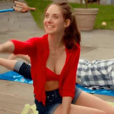 Alison Brie