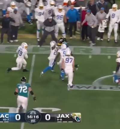 drue tranquill strikes for the bolts early!