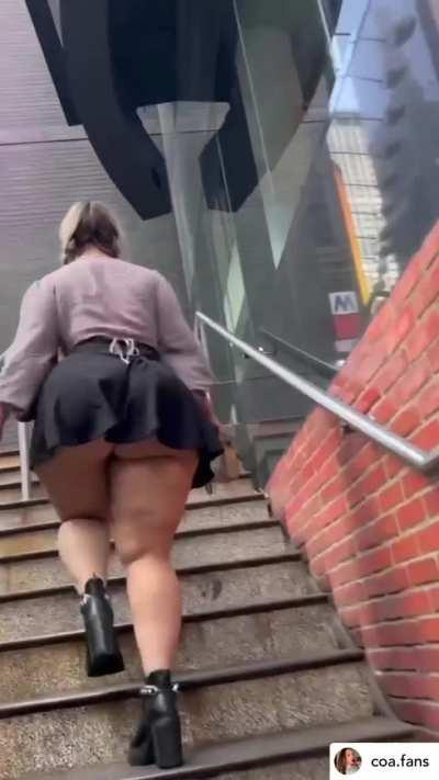 Big booty upskirt walking up the stairs