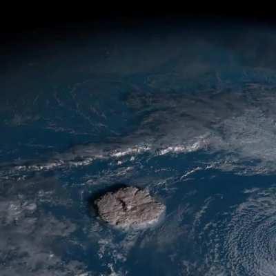 The violent eruption a few hours ago of the Hunga Tonga-Hunga Haʻapai volcano captured by satellites GOES-West and Himawari-8.