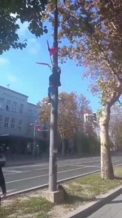 Open Balkan works y'all ❤️ Serbian peace-loving youngsters decorate Belgrade with Albanian flags ahead of Edi Rama's visit in Serbia