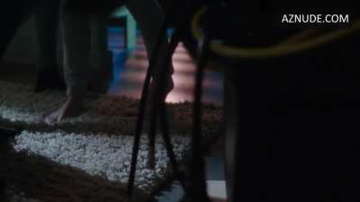 Fola Evans-Akingbola & Eline Powell in ‘Siren’