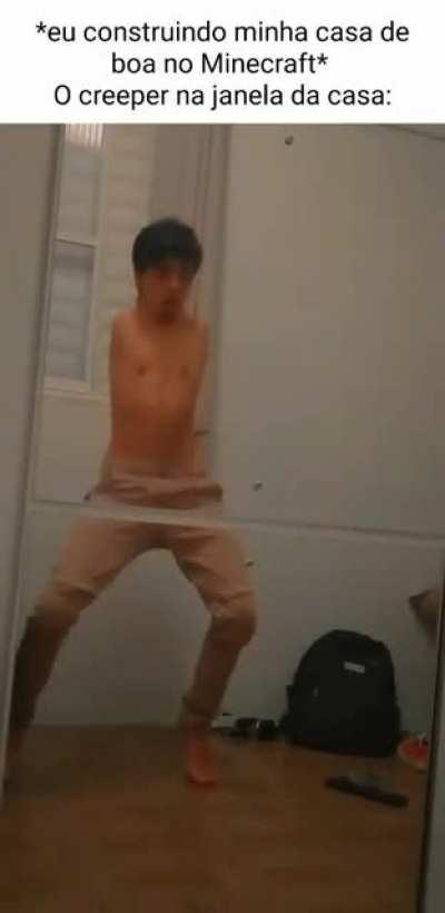 odeio esse creepers😡