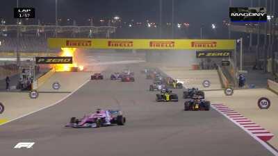 Huge crash after start causing red flag