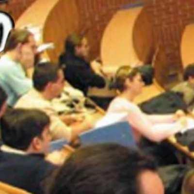 Gazdag úr nyomán, videó formátumban