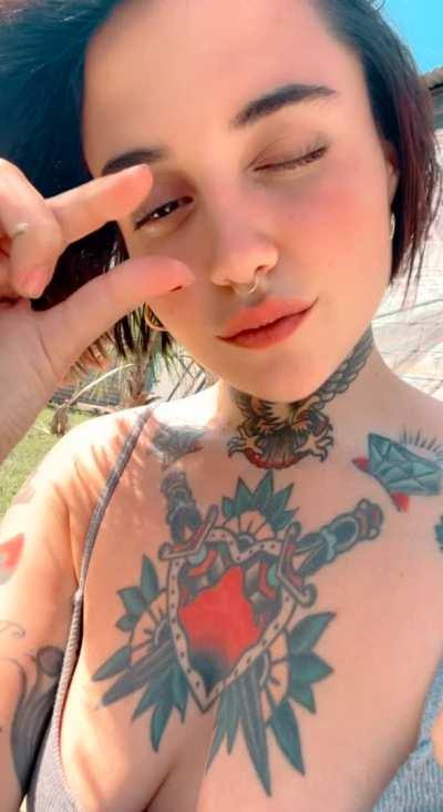 This goddess want to crush a pathetic sissy clitty with her huge massive cock