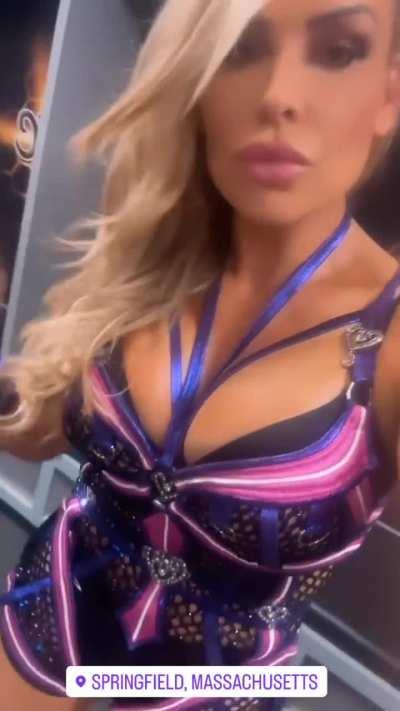 Natalya 