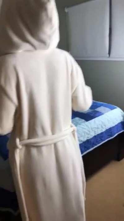 revealing his bday present 💝