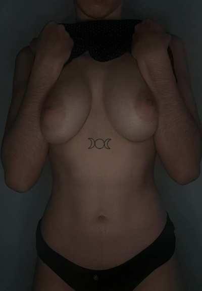 The lightning went 📈📉📈📉