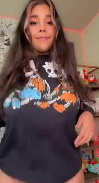 I can suck you until you cum if you suck on my nipples… deal?