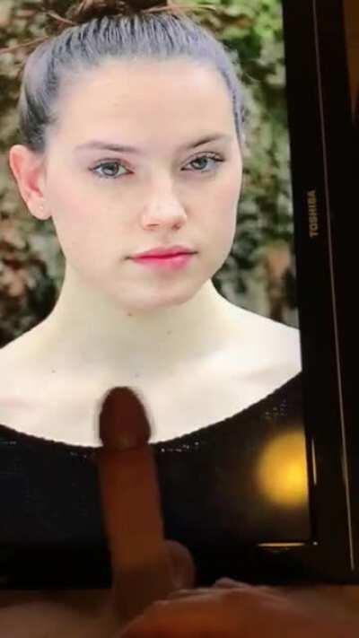 my bud jerkin his massive cock over daisy Ridley b4 giving her a huge cum tribute - If u want 2 b fed celebs and porn and show off jerkin over them on a second screen - public or private sessions - add hertsgirls on k1k