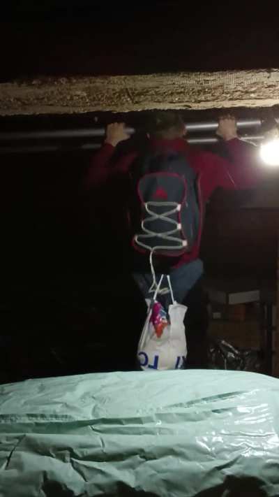 25kg pull ups fat bar